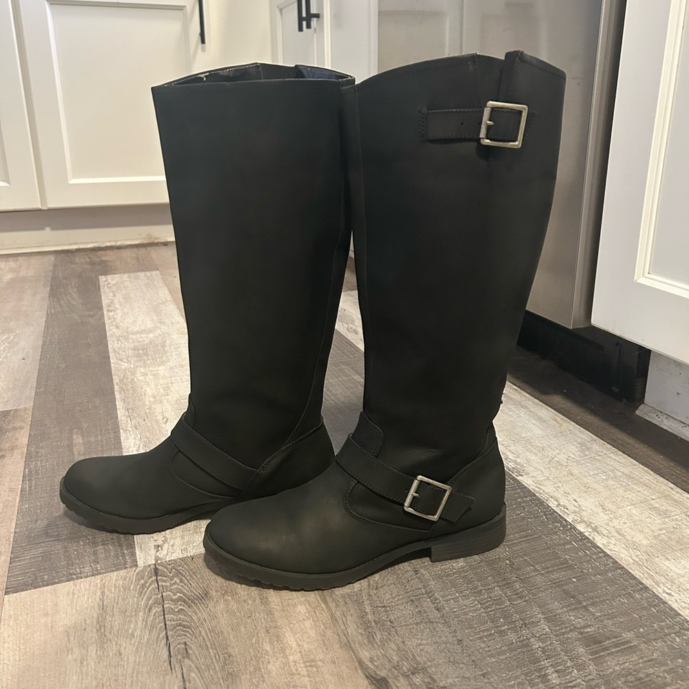 Xhilaration Black Leather Upper Riding Boots w/ Buckles Size 9 (Target Brand)